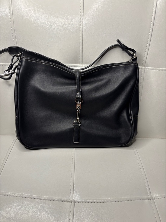 Coach Handbags - Coach Black Leather Hobo Shoulder Bag